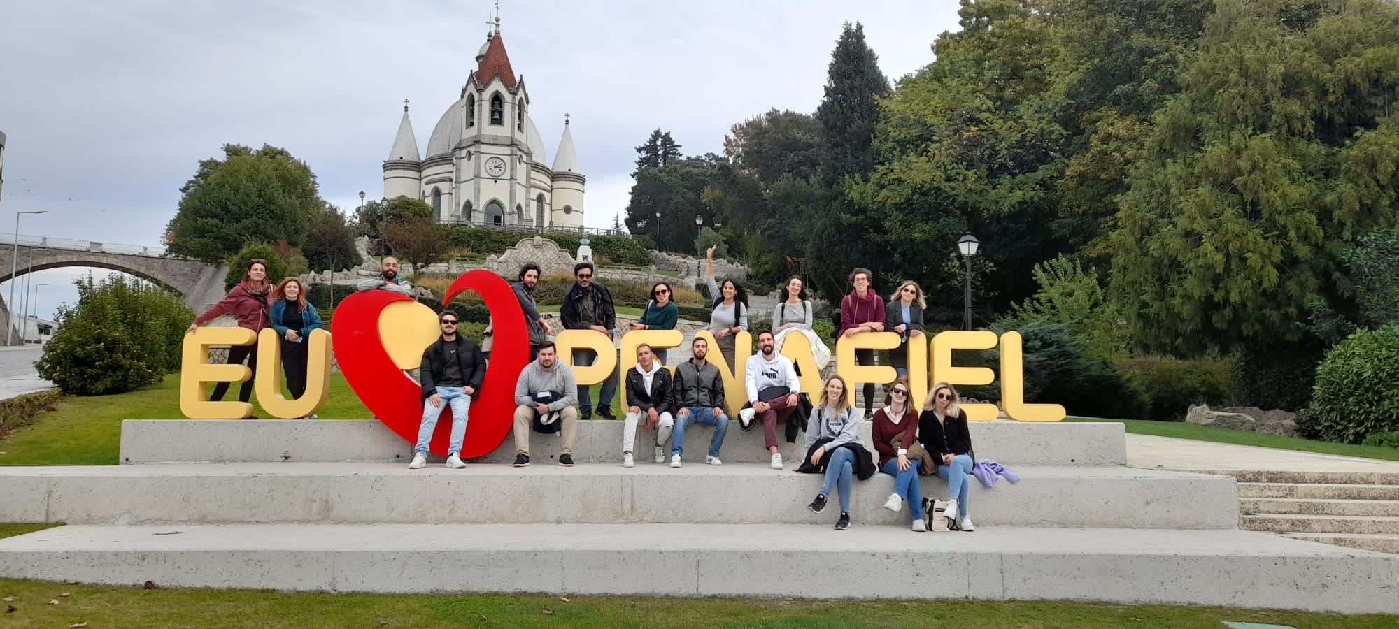 6 The training for staff of InterCat in circular and accessible tourism takes place in Portugal